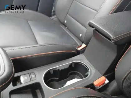 Photo 18 Renault Captur  E-Tech Plug-in 160