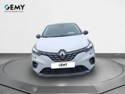Photo 1 Renault Captur  E-Tech Plug-in 160