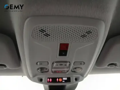 Photo 34 Peugeot 208  Electrique 50 kWh 136ch