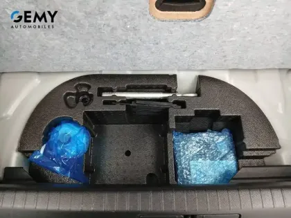 Photo 39 Peugeot 208  Electrique 50 kWh 136ch