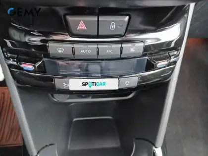 Photo 20 Peugeot 2008  1.2 PureTech 110ch S&S BVM5