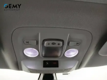 Photo 16 Peugeot 2008  1.2 PureTech 110ch S&S BVM5