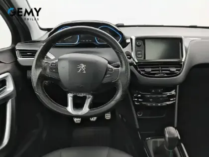 Photo 7 Peugeot 2008  1.2 PureTech 110ch S&S BVM5