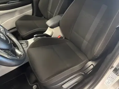 Photo 21 Hyundai I20  1.0 T-GDi 100 DCT-7 Hybrid 48V