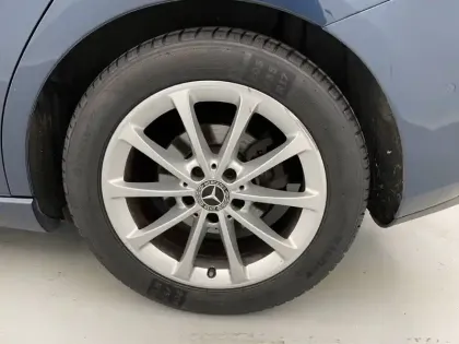 Photo 16 Mercedes Classe B  200 d 8G-DCT