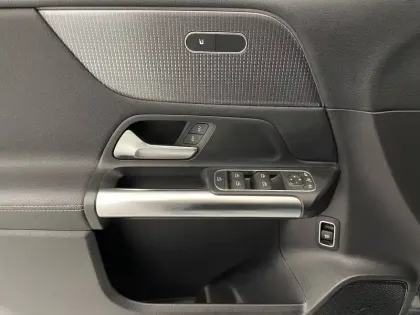 Photo 24 Mercedes Classe B  200 d 8G-DCT