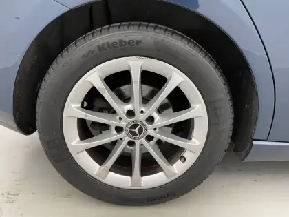 Photo 18 Mercedes Classe B  200 d 8G-DCT