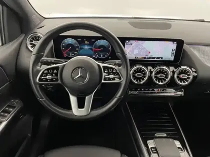 Photo 21 Mercedes Classe B  200 d 8G-DCT