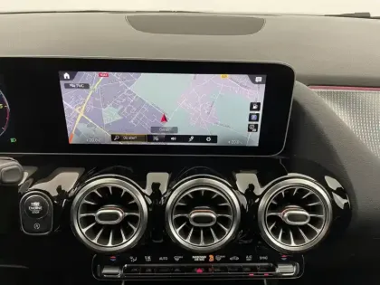 Photo 20 Mercedes Classe B  200 d 8G-DCT