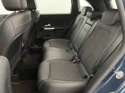 Photo 15 Mercedes Classe B  200 d 8G-DCT