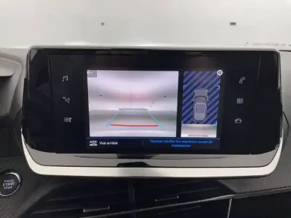 Photo 25 Peugeot 2008  PureTech 130 S&S EAT8