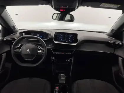 Photo 29 Peugeot 2008  PureTech 130 S&S EAT8