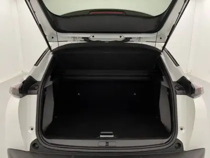 Photo 12 Peugeot 2008  PureTech 130 S&S EAT8