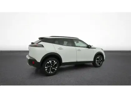 Photo 8 Peugeot 2008  PureTech 130 S&S EAT8