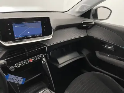 Photo 50 Peugeot 208  PureTech 75 S&S BVM5