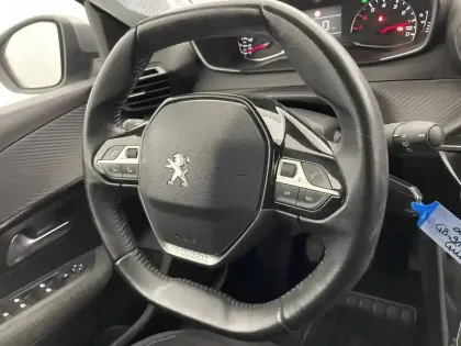 Photo 42 Peugeot 208  PureTech 75 S&S BVM5