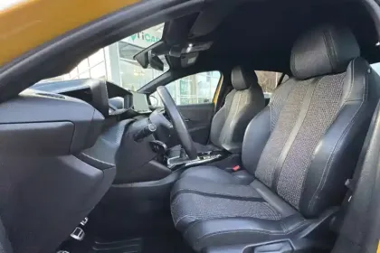 Photo 8 Peugeot 208  BlueHDi 100 S&S BVM6