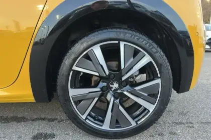 Photo 26 Peugeot 208  BlueHDi 100 S&S BVM6