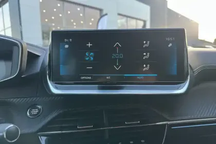 Photo 16 Peugeot 208  BlueHDi 100 S&S BVM6