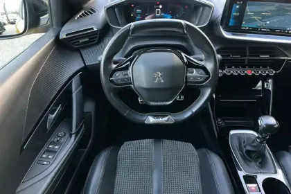 Photo 12 Peugeot 208  BlueHDi 100 S&S BVM6