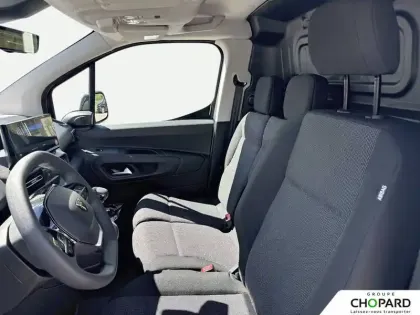 Photo 17 Peugeot Partner  FOURGON M DIESEL 130 CH MANUELLE