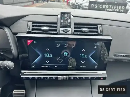 Photo 12 DS Ds 7 DS7 Crossback Hybride E-Tense 225 EAT8