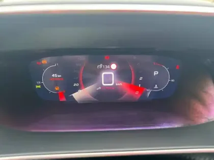 Photo 11 Peugeot 208  PureTech 100 S&S EAT8