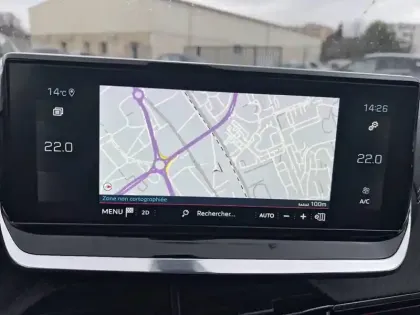 Photo 13 Peugeot 208  PureTech 100 S&S EAT8