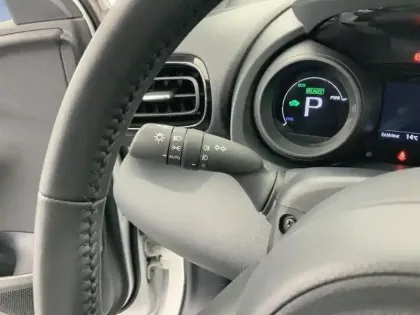 Photo 17 Toyota Yaris  Cross Hybride 116h 2WD Dynamic