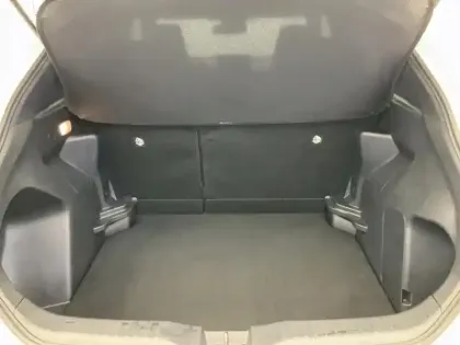 Photo 7 Toyota Yaris  Cross Hybride 116h 2WD Dynamic