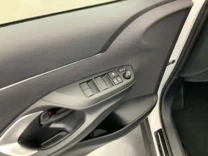 Photo 19 Toyota Yaris  Cross Hybride 116h 2WD Dynamic