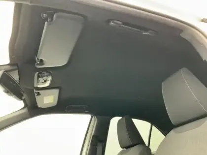 Photo 24 Toyota Yaris  Cross Hybride 116h 2WD Dynamic