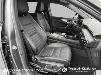 Photo 8 Renault Austral  E-Tech hybrid 200 Iconic