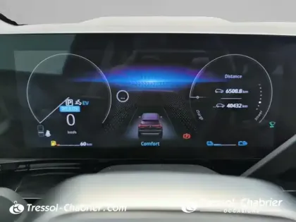 Photo 20 Renault Austral  E-Tech hybrid 200 Iconic