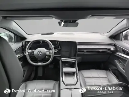 Photo 9 Renault Austral  E-Tech hybrid 200 Iconic