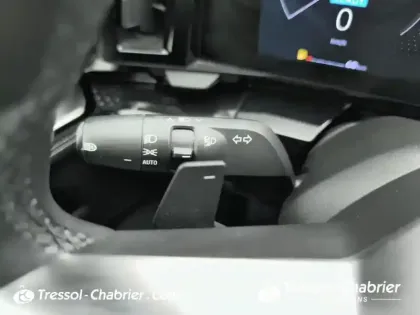 Photo 17 Renault Austral  E-Tech hybrid 200 Iconic