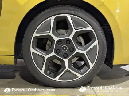 Photo 14 Opel Astra  1.2 Turbo 130 ch BVA8 Ultimate