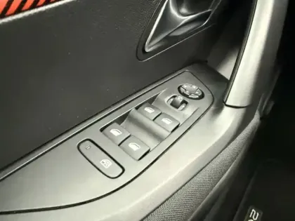 Photo 16 Peugeot 2008 Active Pack 1.2 101 ch