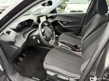 Photo 18 Peugeot 2008 Active Pack 1.2 101 ch