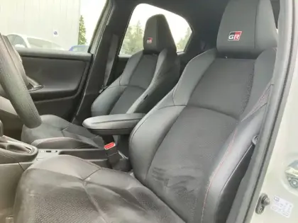 Photo 11 Toyota Yaris Hybride 116h GR SPORT / Pack techno