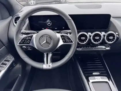 Photo 20 Mercedes GLA 250 e Hybrid EQ Business Line