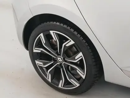 Photo 16 Renault Clio V E-Tech full hybrid 145 Techno