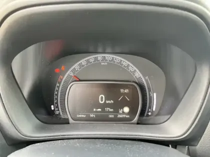 Photo 12 Toyota Aygo Gén. I Ph1 Design 5