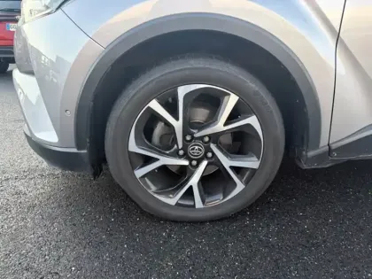 Photo 8 Toyota C-HR 1.2 T 2WD GRAPHIC