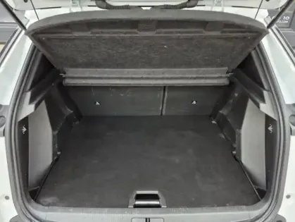 Photo 16 Peugeot 2008 II PureTech 130 S&amp;S EAT8 ALLURE PACK