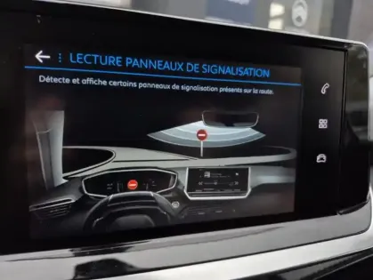 Photo 29 Peugeot 2008 II PureTech 130 S&amp;S EAT8 ALLURE PACK