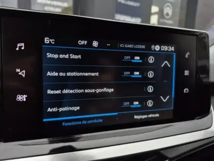 Photo 10 Peugeot 2008 II PureTech 130 S&amp;S EAT8 ALLURE PACK