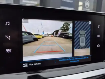 Photo 5 Peugeot 2008 II PureTech 130 S&amp;S EAT8 ALLURE PACK