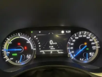 Photo 7 Toyota Highlander  2.5 Hybrid 248ch Design Business AWD-I MY22