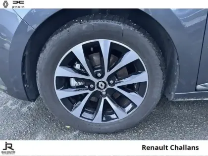 Photo 7 Renault Clio  1.6 E-Tech hybride 140ch Intens -21N